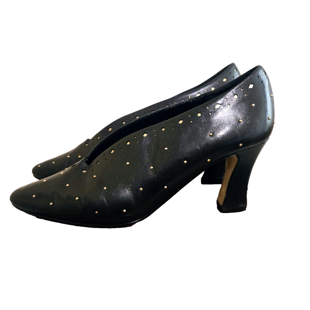 Vintage J. Renee Black leather pumps pointed toe gold studs 8.5